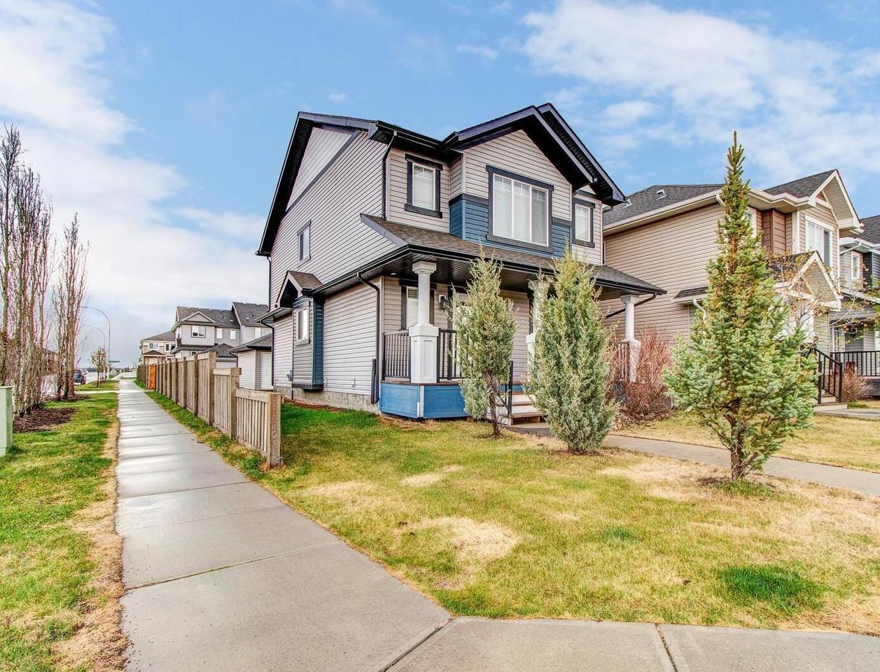 1 Santana Cres - Photo 2 of 28