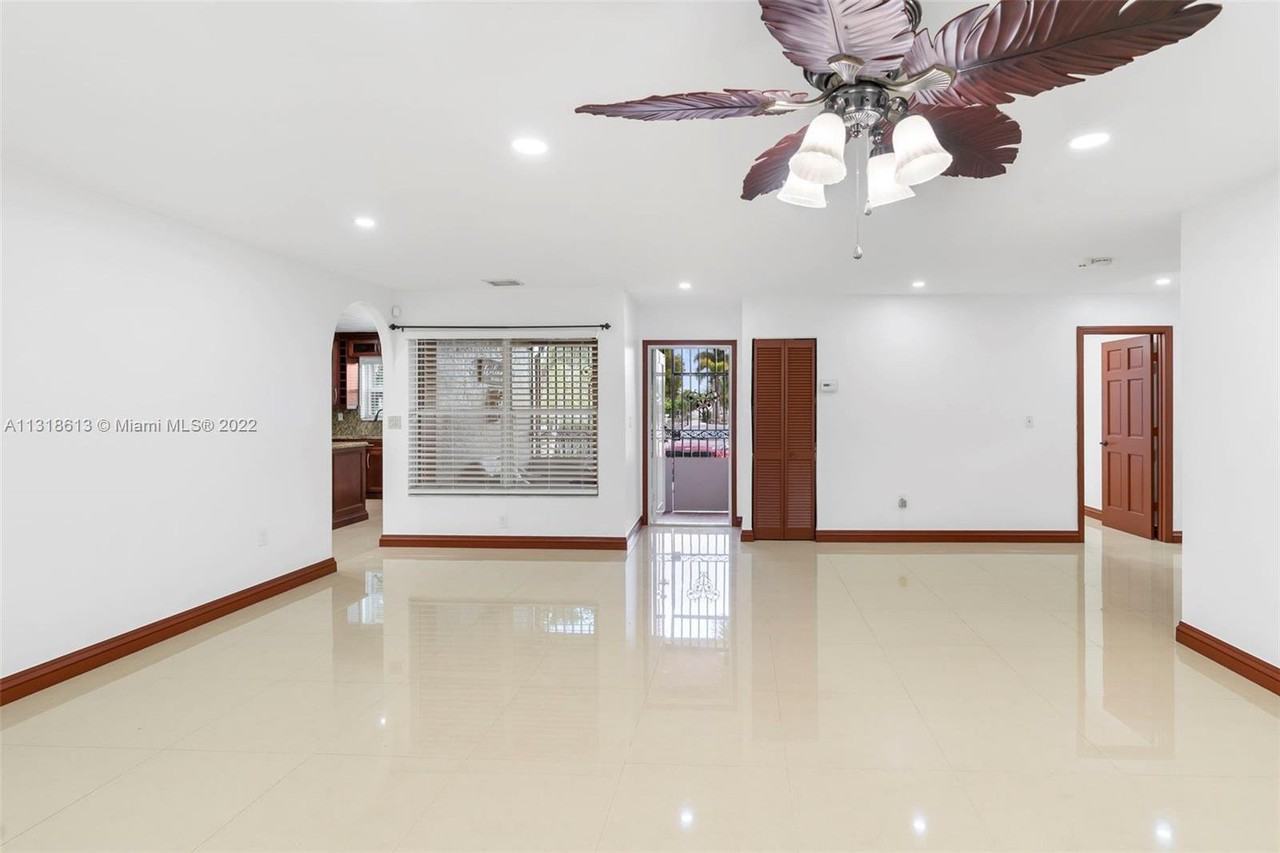 21054 Sw 126th Ct #21054 - Photo 2 of 8