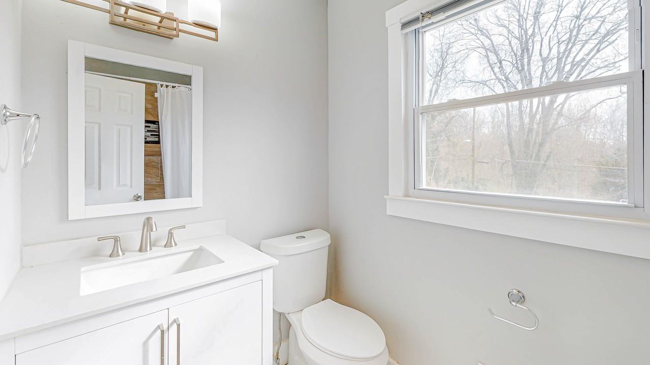 Rhinehill Rd Se - Photo 3 of 13