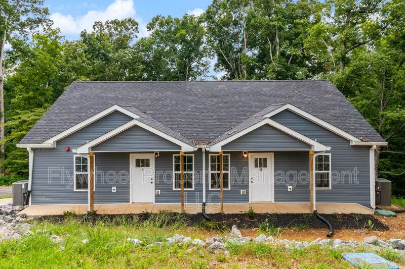 2645 Bell St #B - Photo 2 of 20