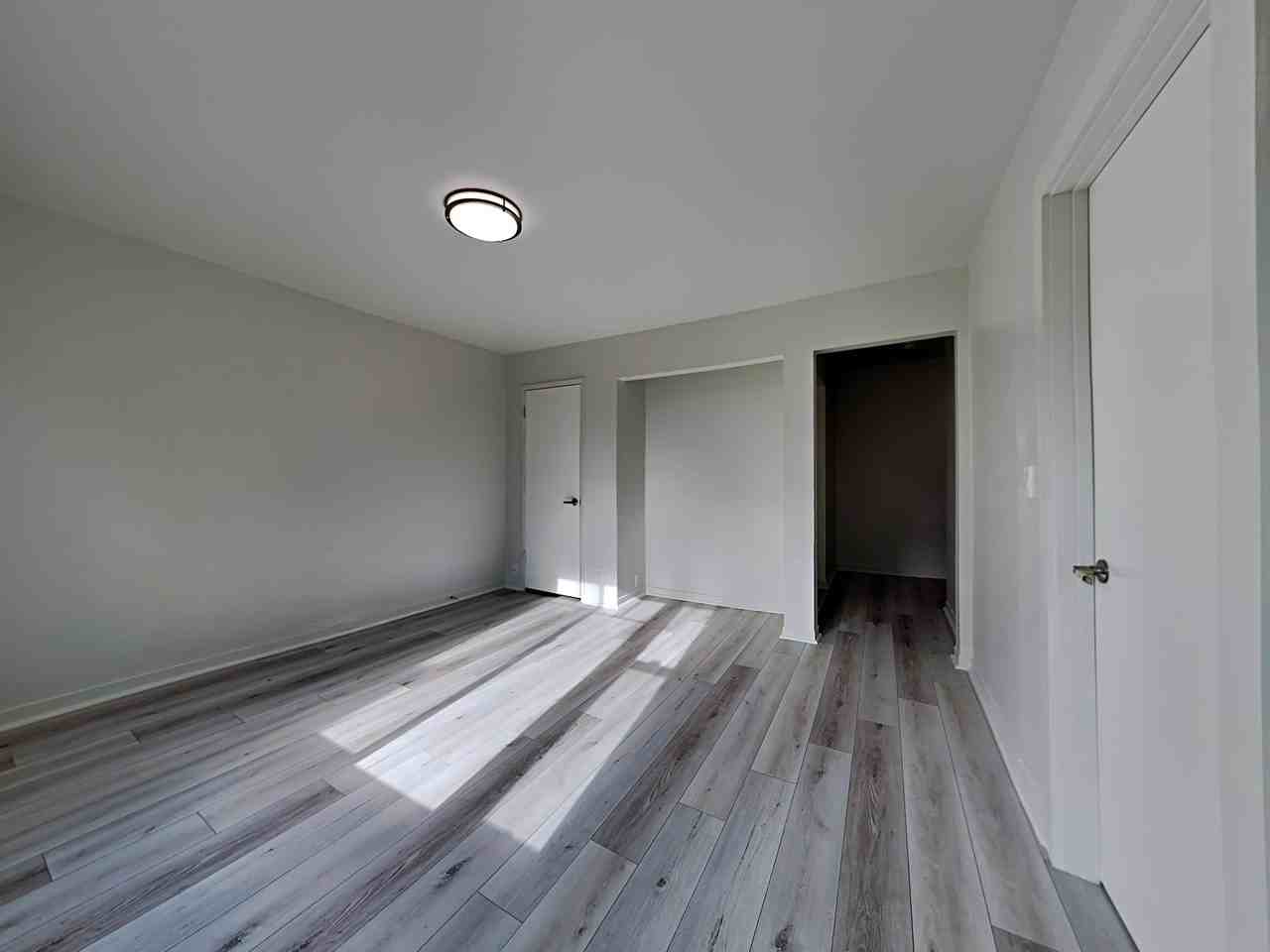 275 Turk St - Photo 5 of 18