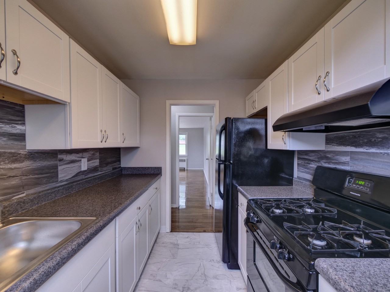 Riverhill Apartments - Photo 5 of 49