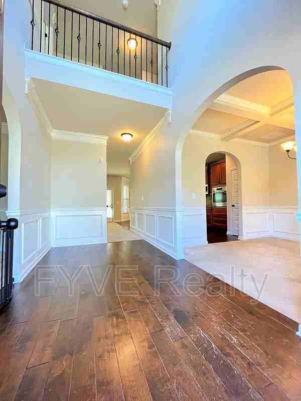 4449 Woodgate Hill Trl - Photo 3 of 37