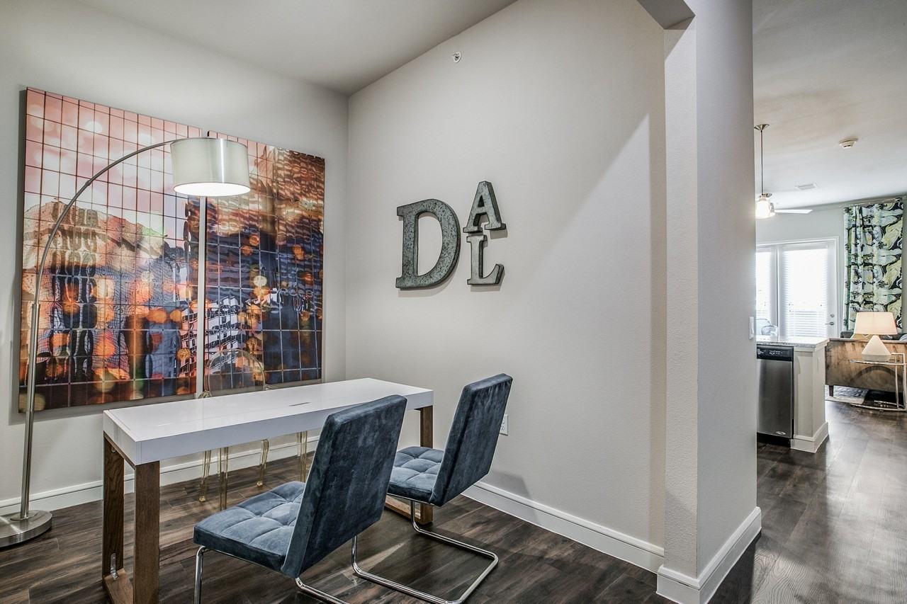 One Oak Grove - Photo 4 of 28