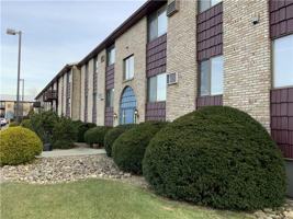 featured image of 200 Fernwood Rd #16