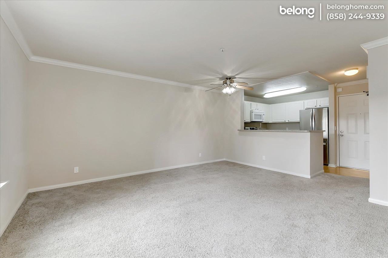 8889 Caminito Plaza Centro #7332 - Photo 5 of 28
