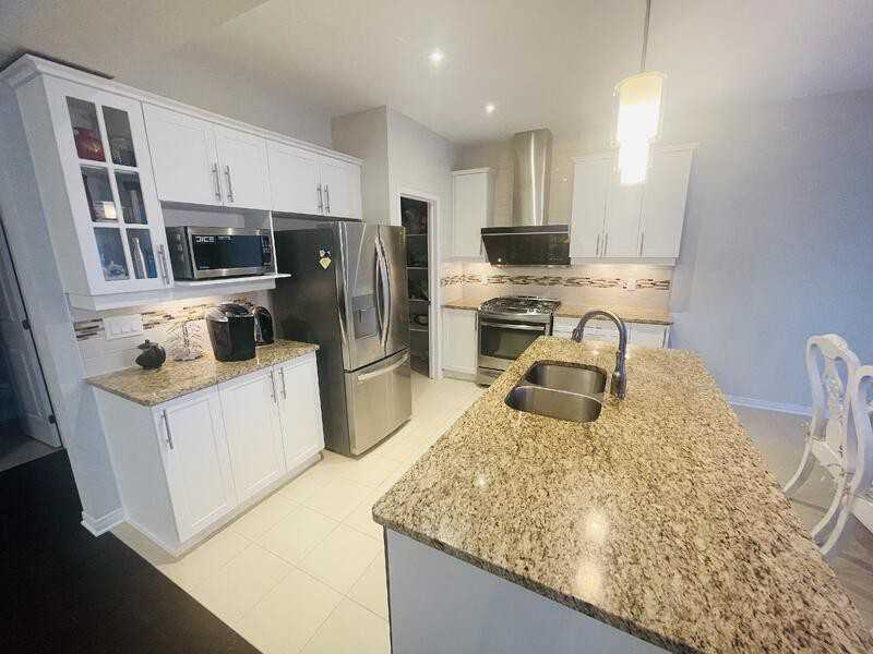 310 Bobolink Ridge - Photo 2 of 14