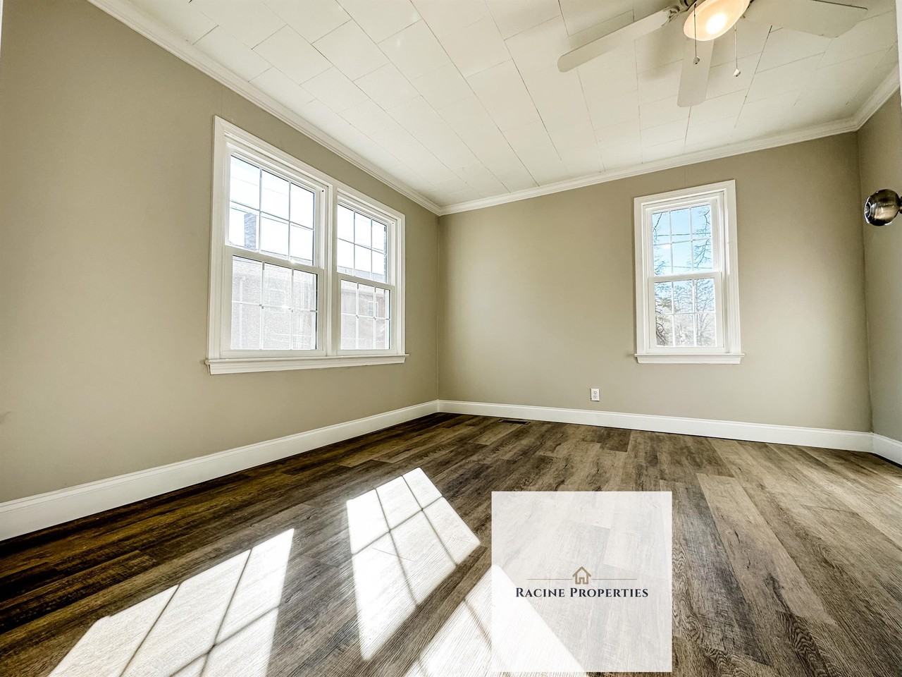 322 Davidson St #1 - Photo 3 of 9