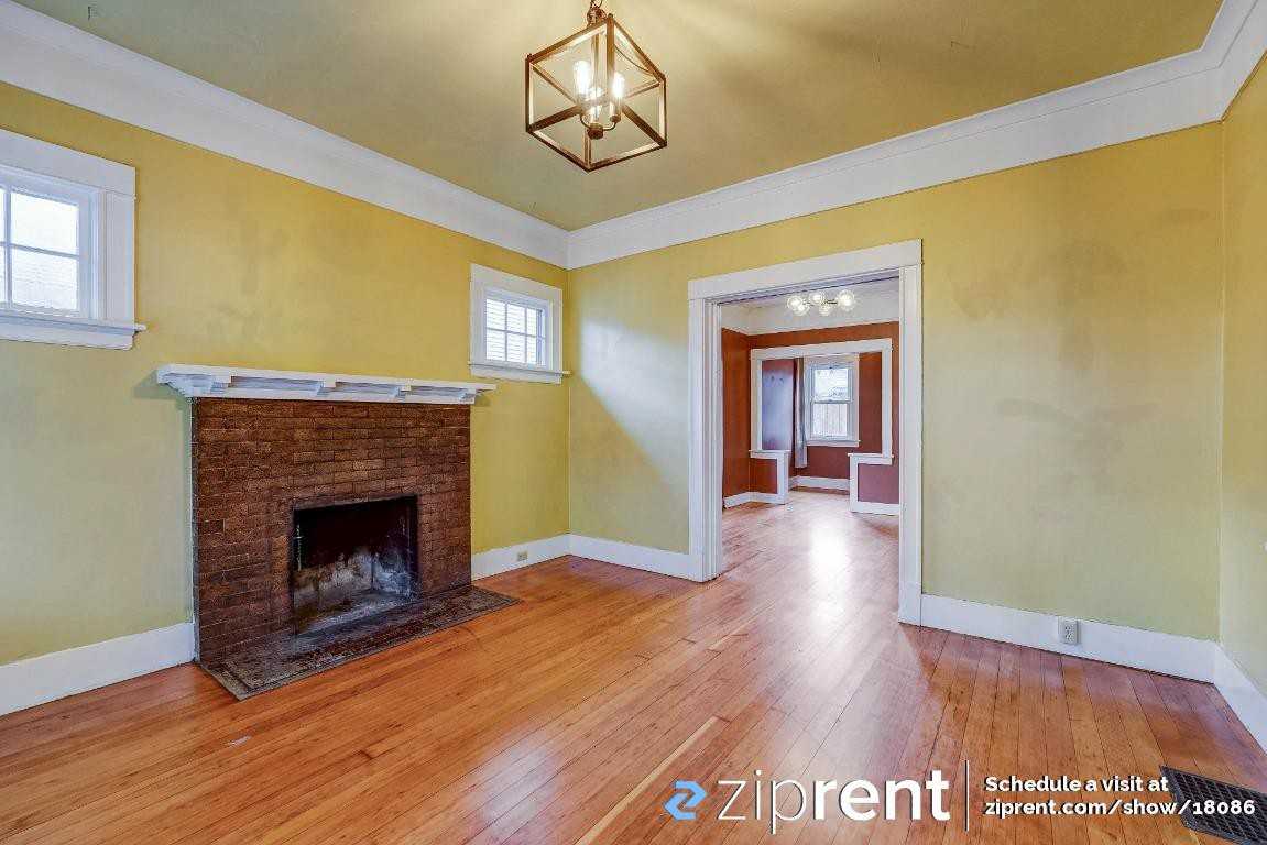 3605 Se 11th Ave - Photo 2 of 19