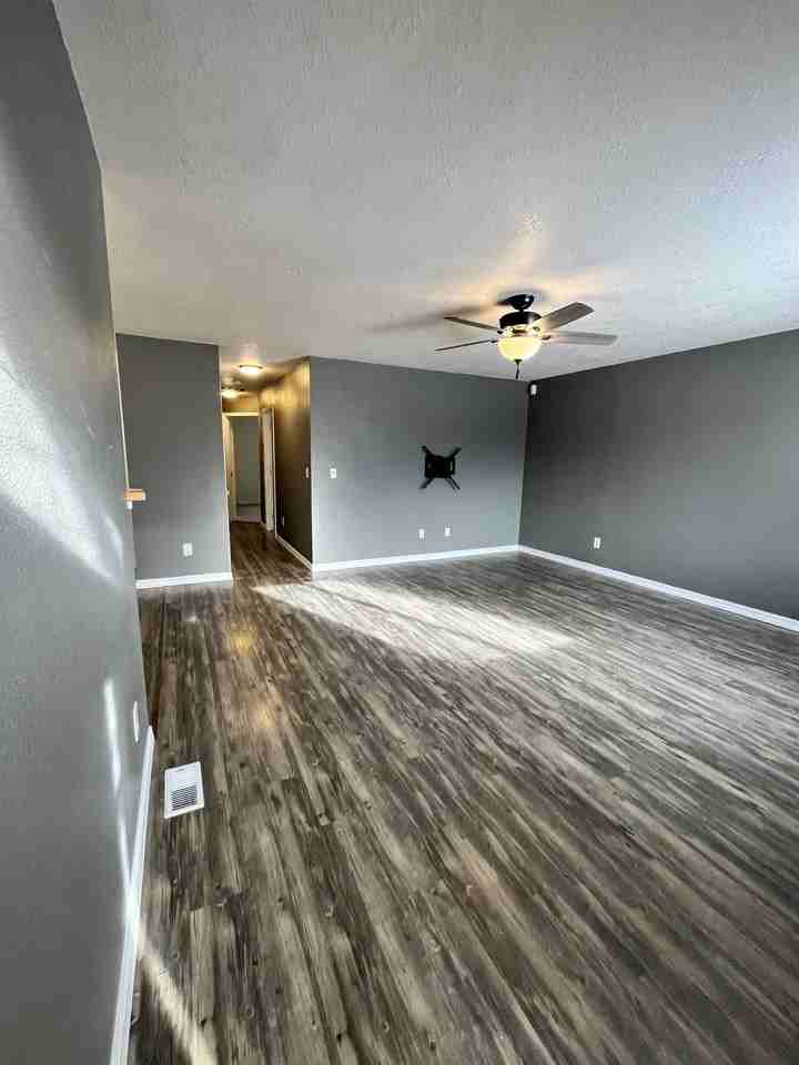 950 Gregory Ln #1 - Photo 5 of 27