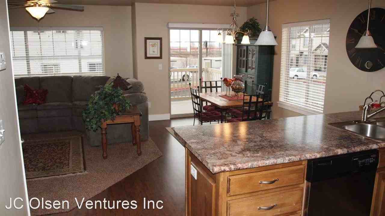 657 Lebon Circle - Photo 2 of 5