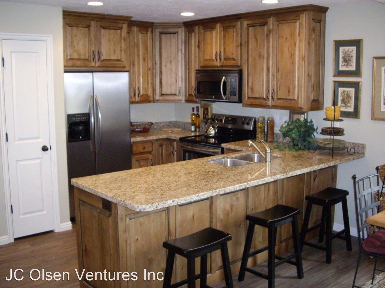 657 Lebon Circle - Photo 3 of 5