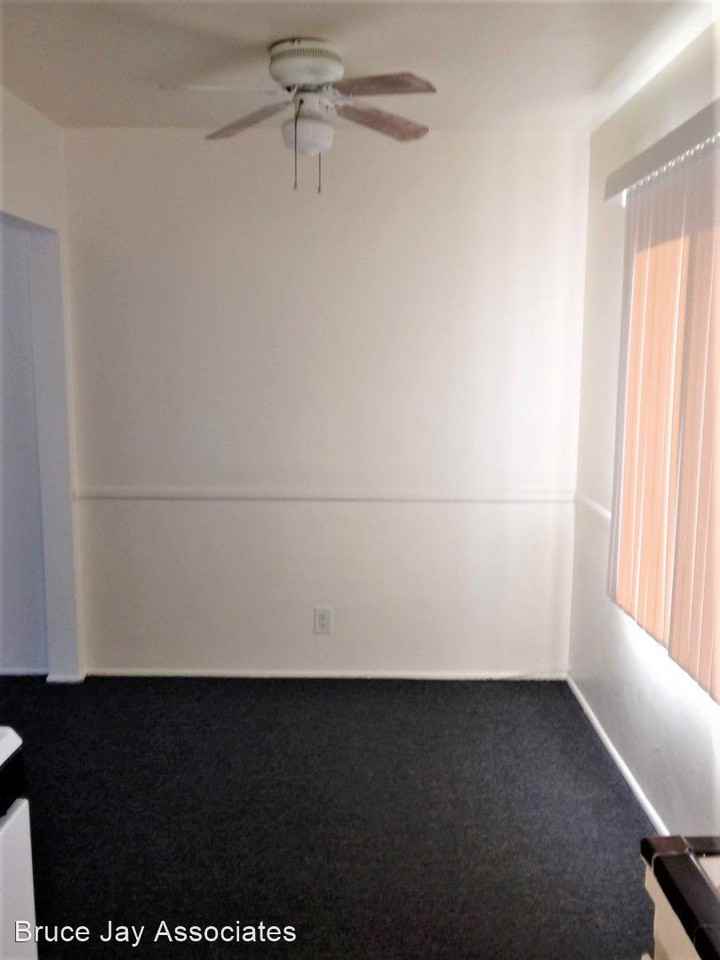 6727 Whitsett Ave. - Photo 3 of 18