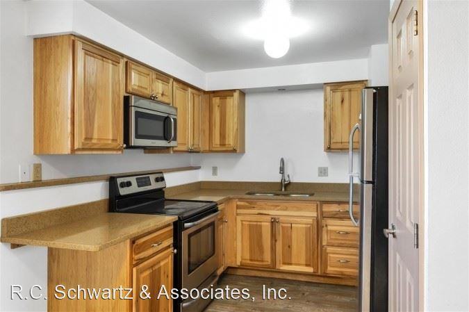 10511-10513 E.  Augusta Ave - Photo 3 of 8