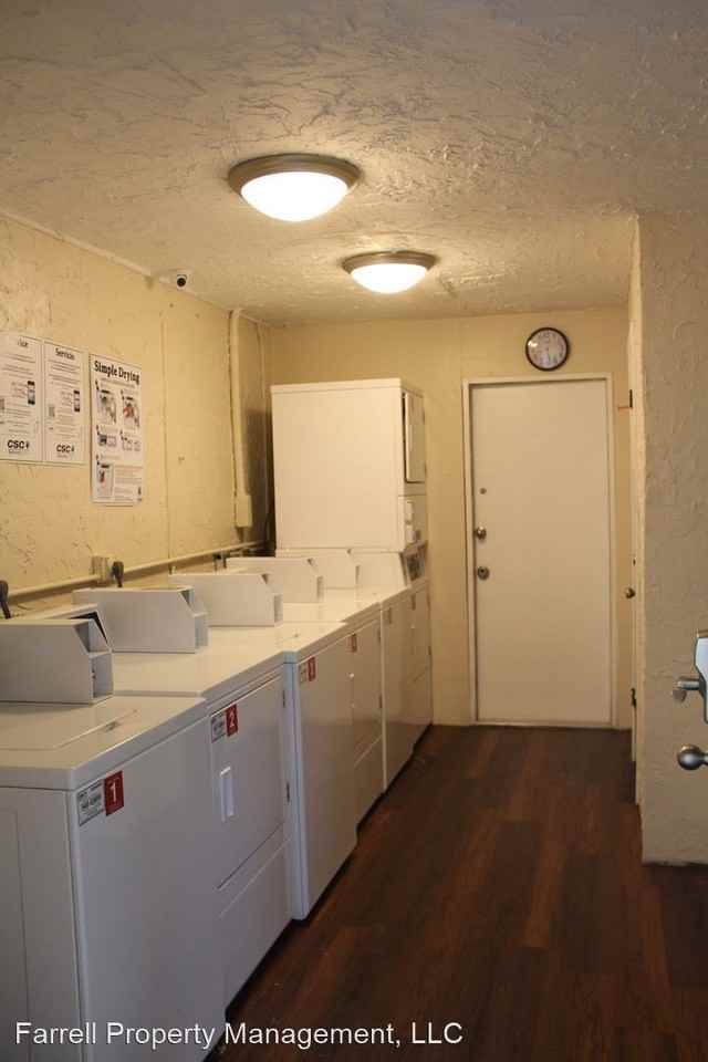 37220 Majestic Oak Court - Photo 3 of 14