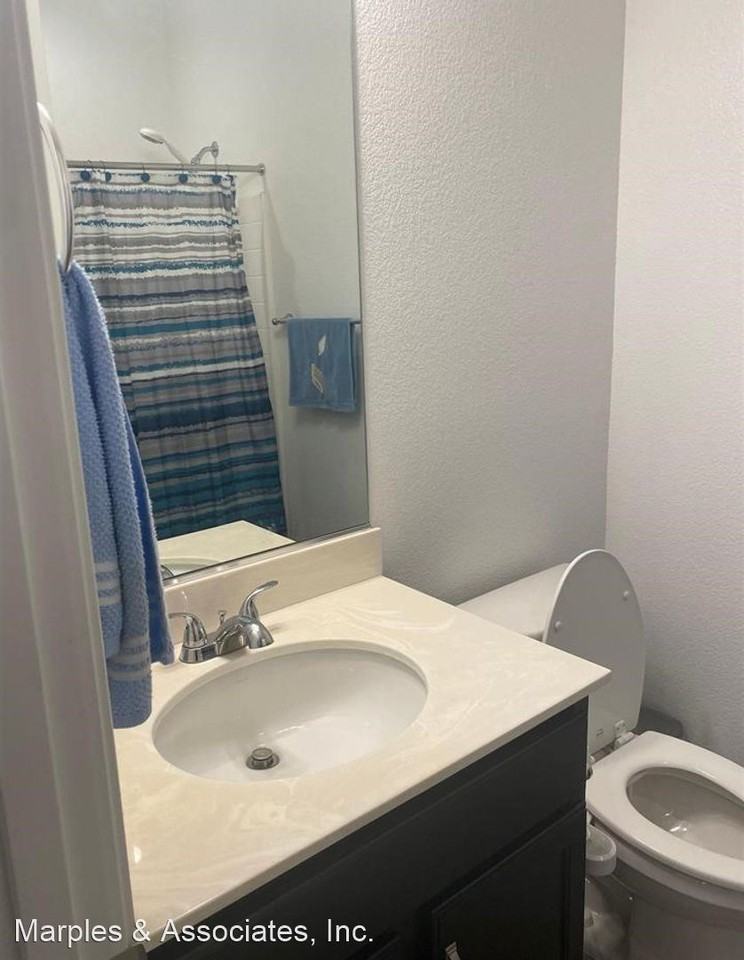 17702 Brandeis Ct - Photo 3 of 15