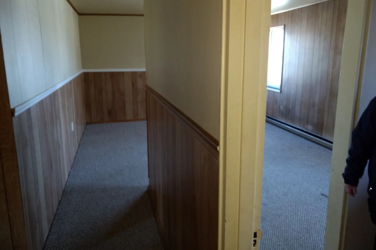 750 N 8th St - Photo 2 of 9