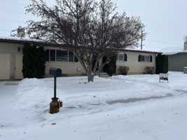 featured image of 620 N 5th W