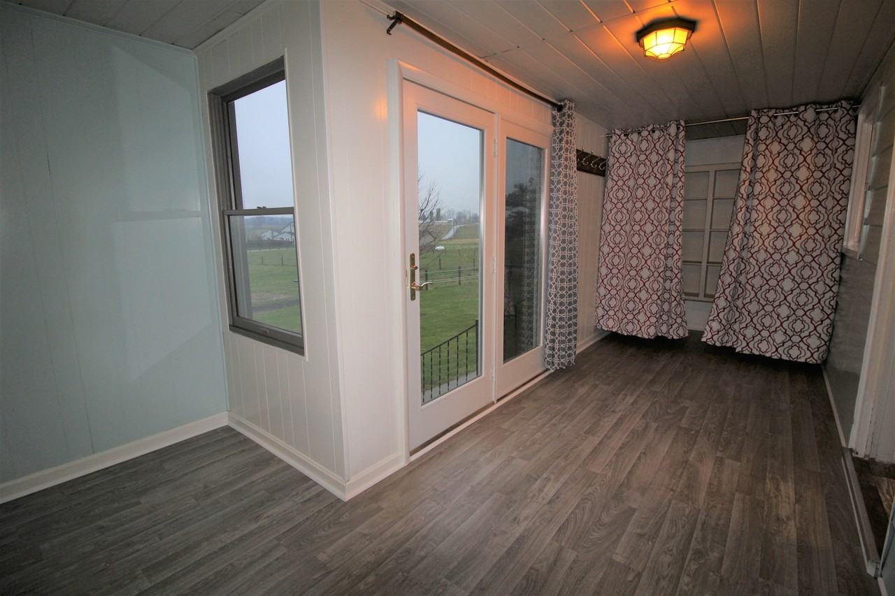 536 Mount Pleasant Rd - Photo 3 of 13
