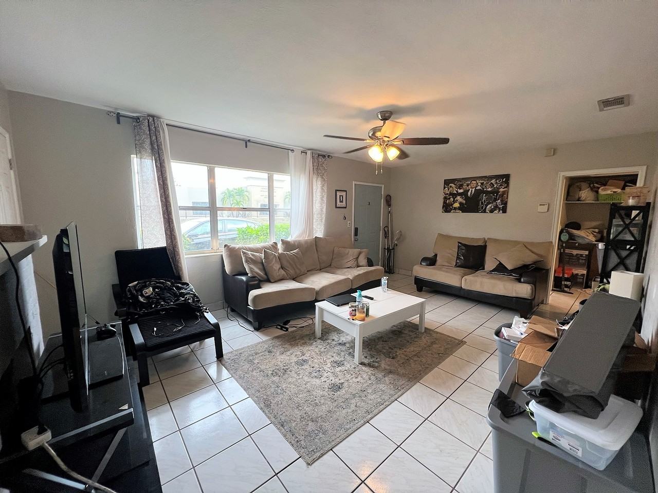 3310 W Swann Ave - Photo 3 of 14