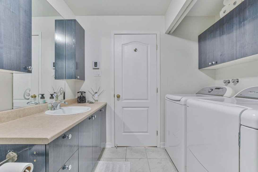 4174 Av de la Renaissance - Photo 4 of 20