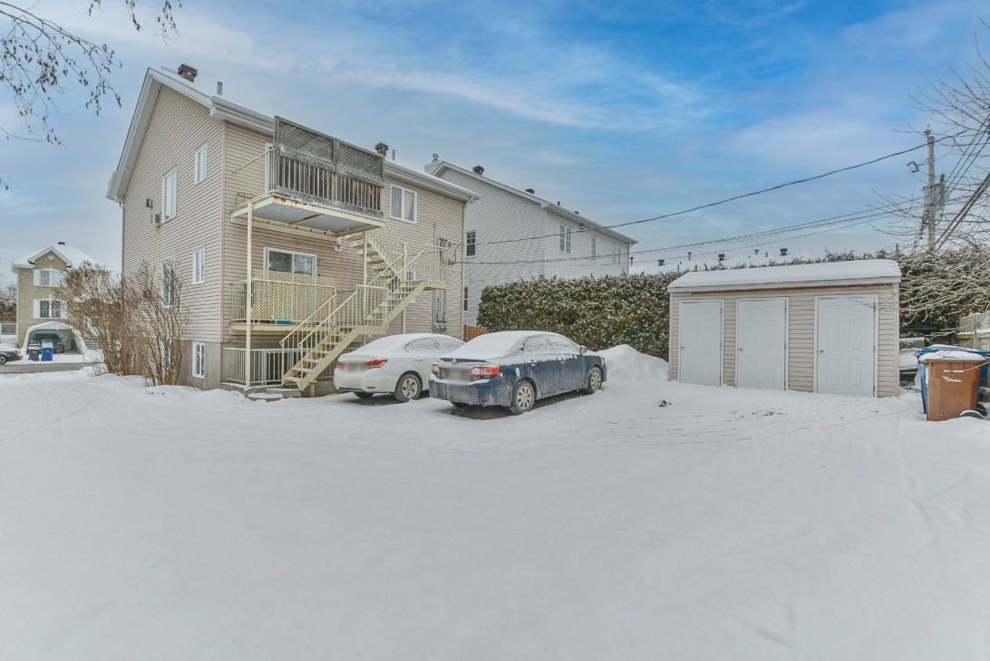 4174 Av de la Renaissance - Photo 3 of 20