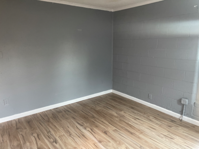 3217 James Ave - Photo 2 of 15