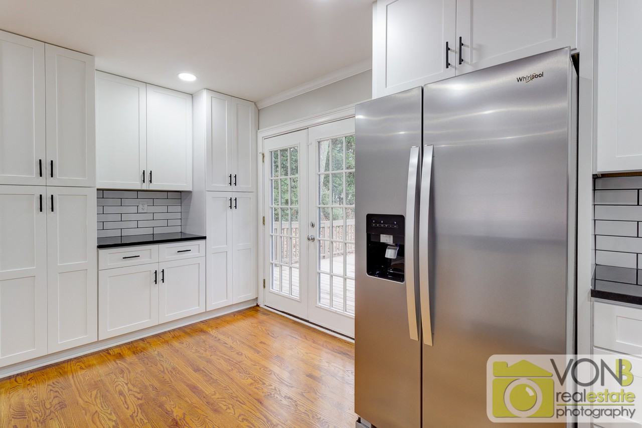 648 Montclair Dr Sw #1 - Photo 3 of 14
