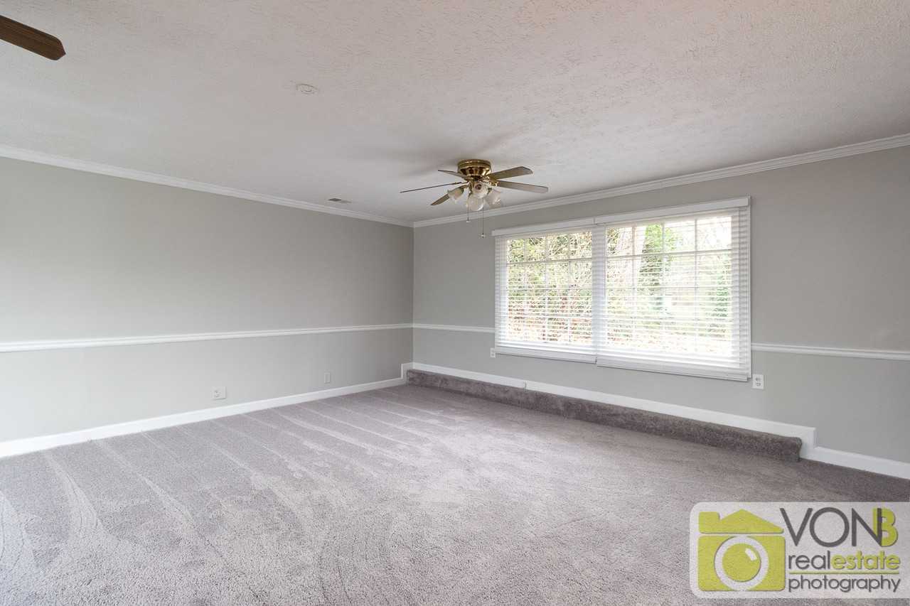 648 Montclair Dr Sw #1 - Photo 4 of 14