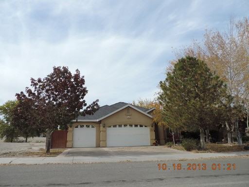 608 Wedge Ln - Photo 2 of 26