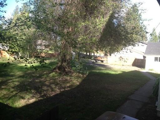 3328 W Hartson Ave - Photo 3 of 12