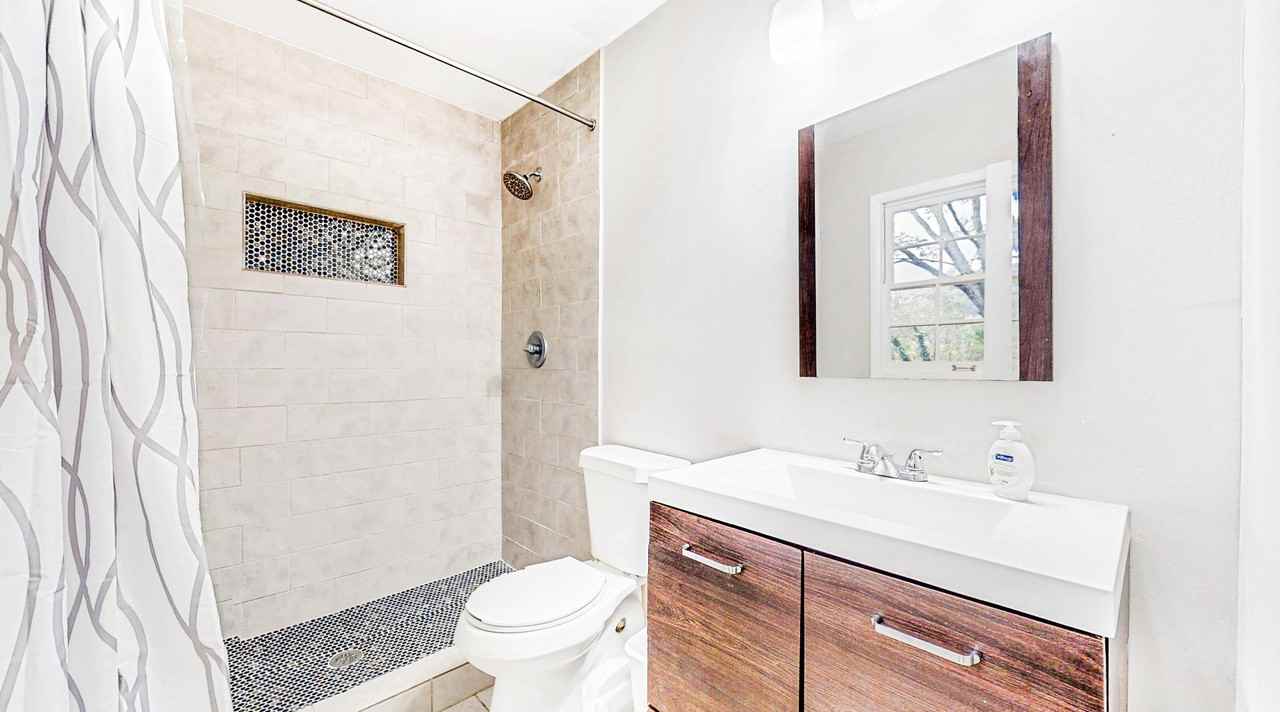 Scofield Rd - Photo 3 of 11