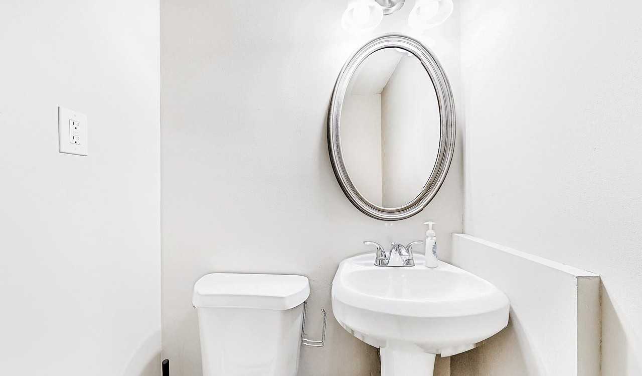 Scofield Rd - Photo 7 of 11