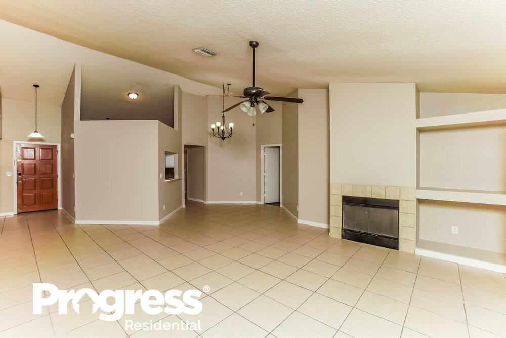 11825 Snapdragon Rd - Photo 3 of 16