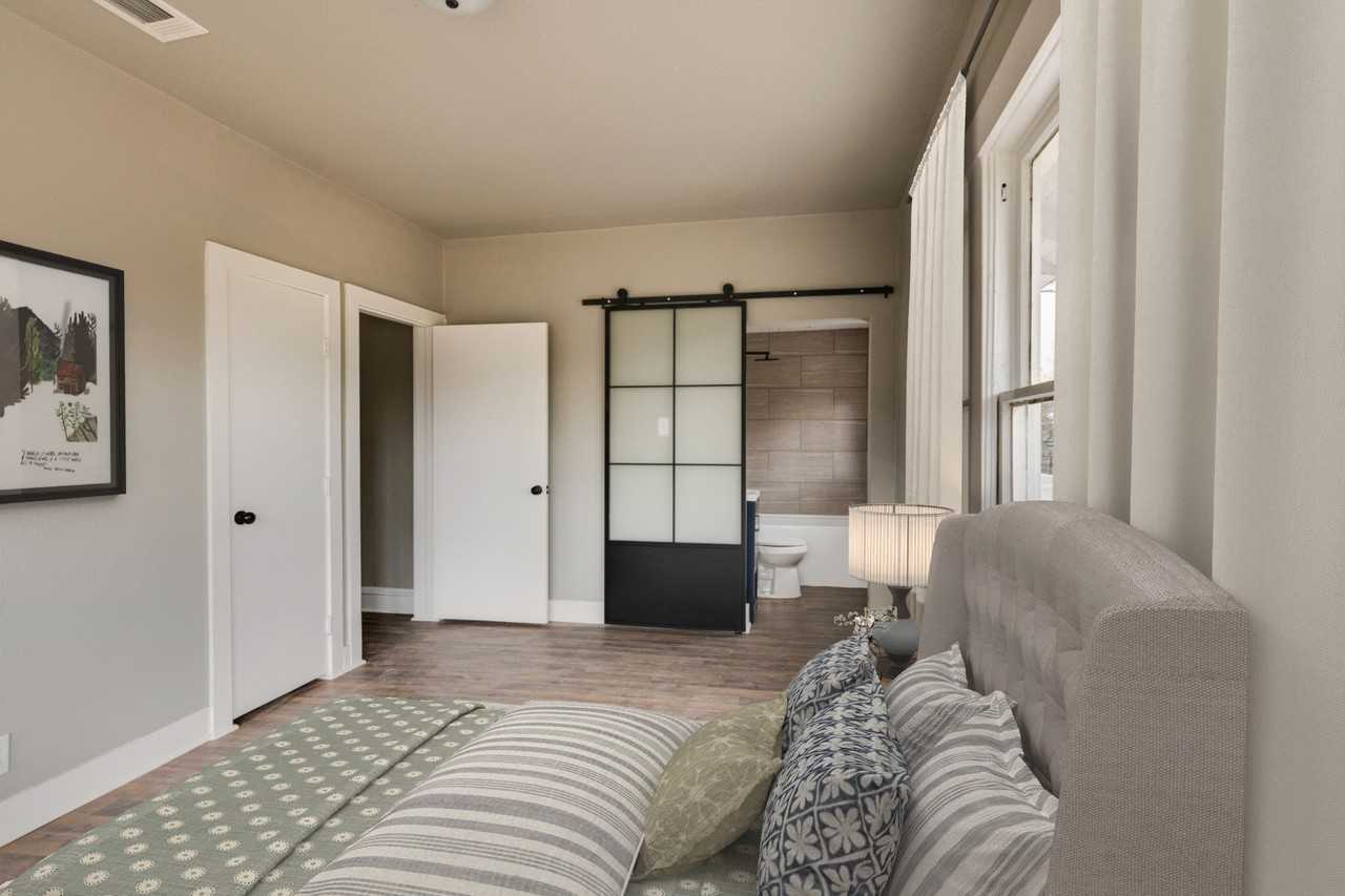 3309 Hemphill St - Photo 3 of 20