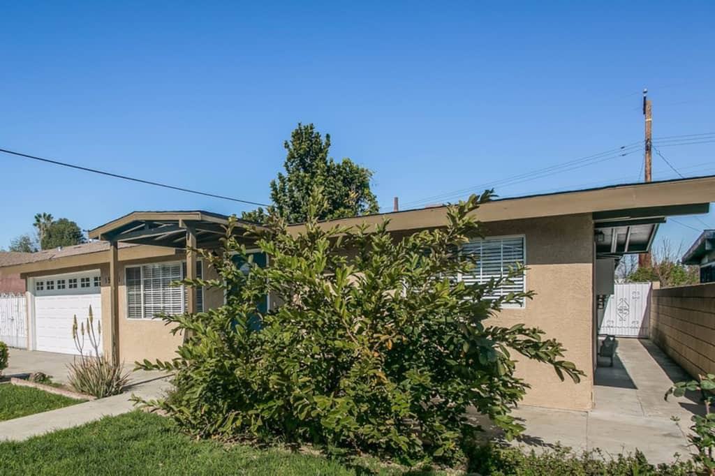 15641 Clarkgrove St - Photo 3 of 19