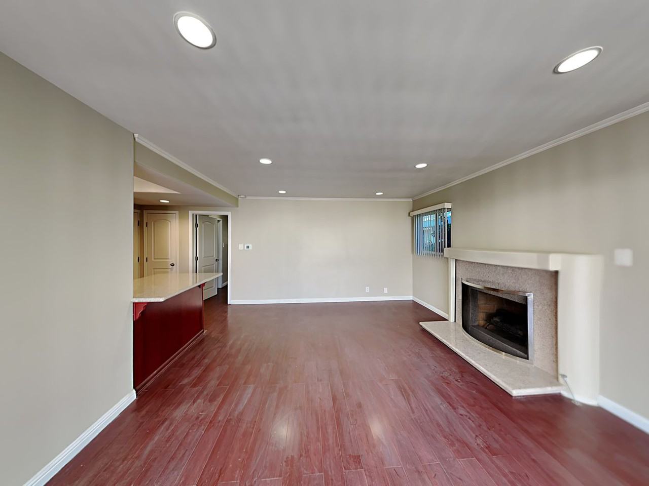 16041 Sunburst St - Photo 3 of 17