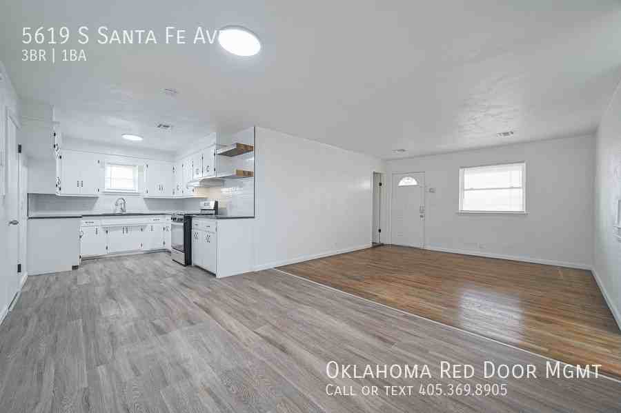 5619 S Santa Fe Ave - Photo 2 of 20