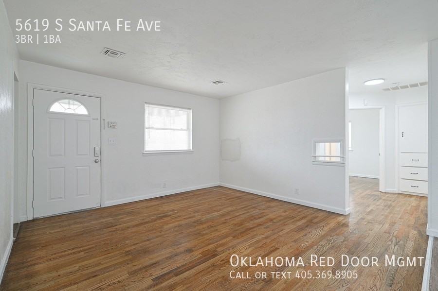 5619 S Santa Fe Ave - Photo 3 of 20