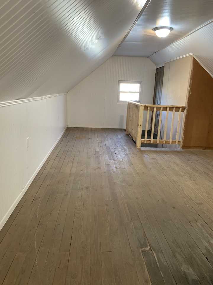 8 E Stewart Ave - Photo 2 of 10