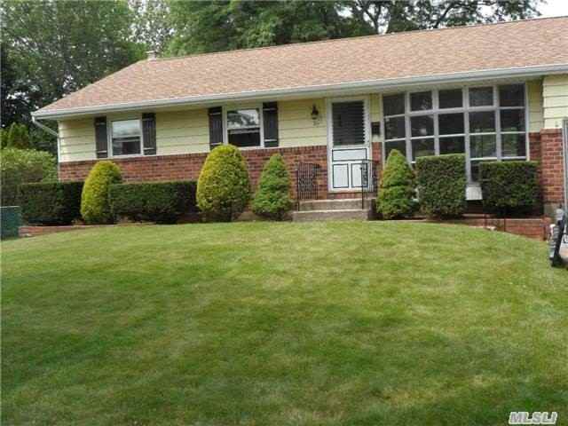 27 Hayrick Ln - Photo 3 of 7
