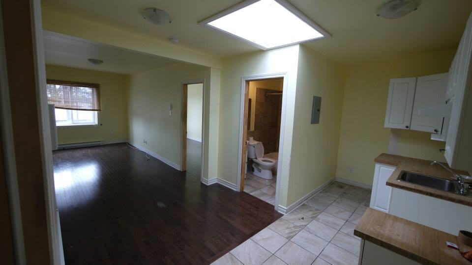 5685 Rue Hochelaga #3 - Photo 2 of 6