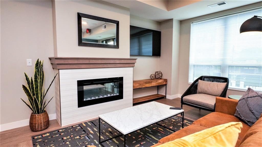 Cadence Apartments - Photo 4 of 49