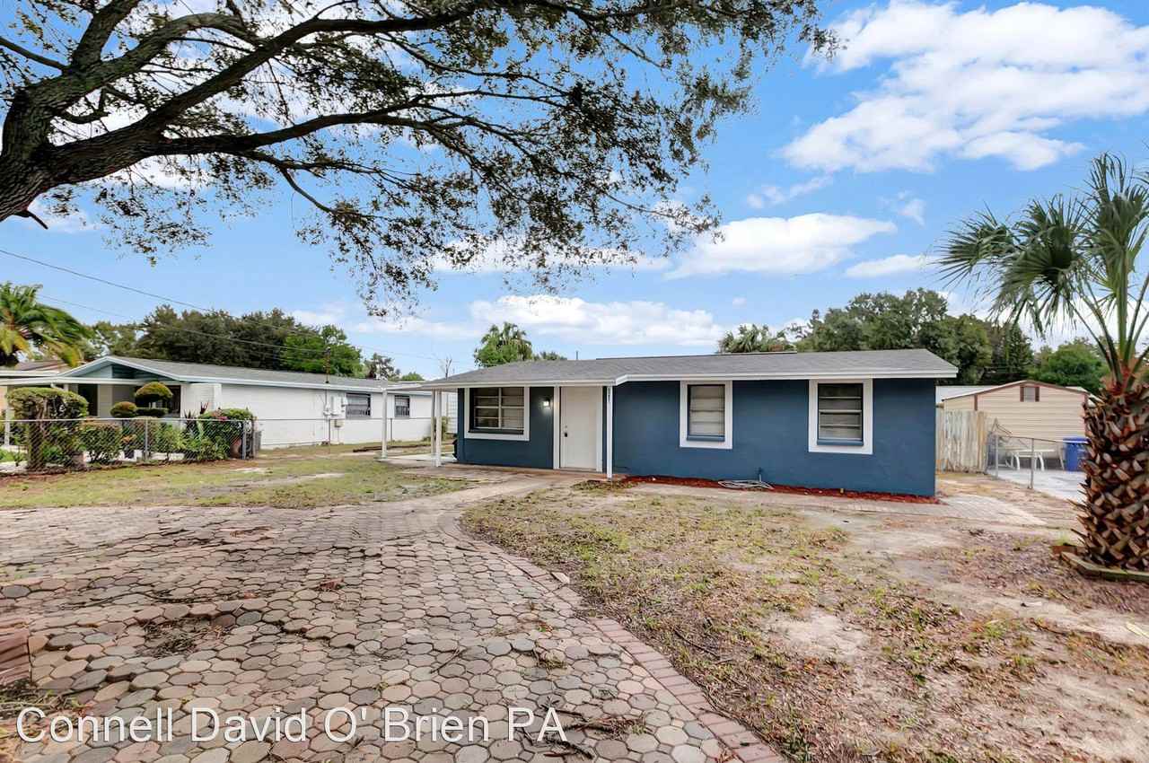 3207 N 44th St - Photo 3 of 22