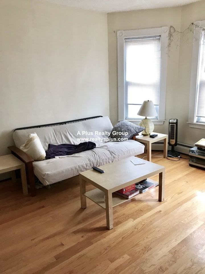 Buckley Ave #2 - Photo 3 of 13