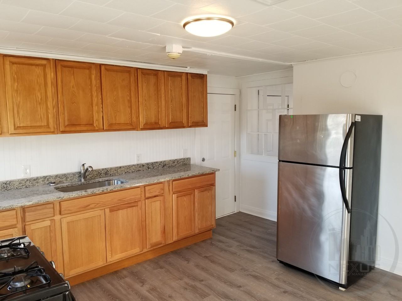 91 W Warwick Ave - Photo 3 of 11