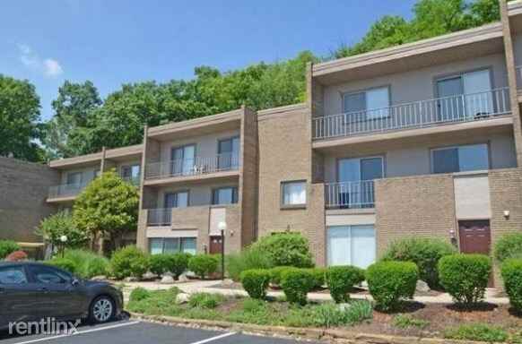 Westview Condominiums - Photo 2 of 15