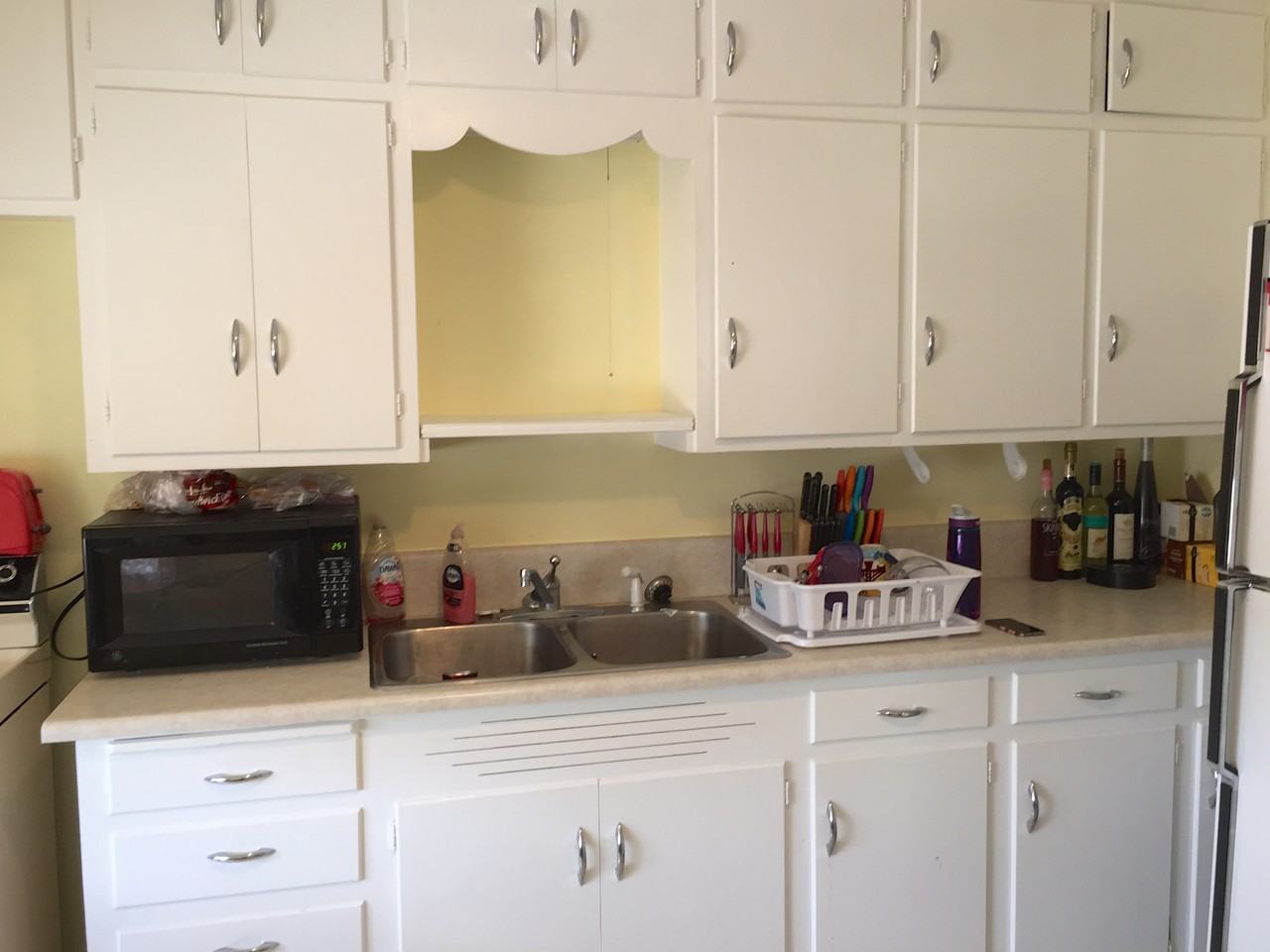 1716 Wilmoore Dr SE - Photo 3 of 12