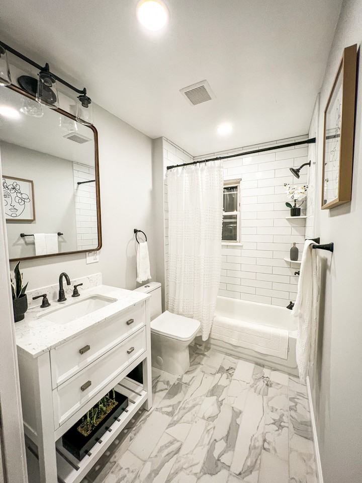 1324 Gurd Ave #2 - Photo 2 of 7