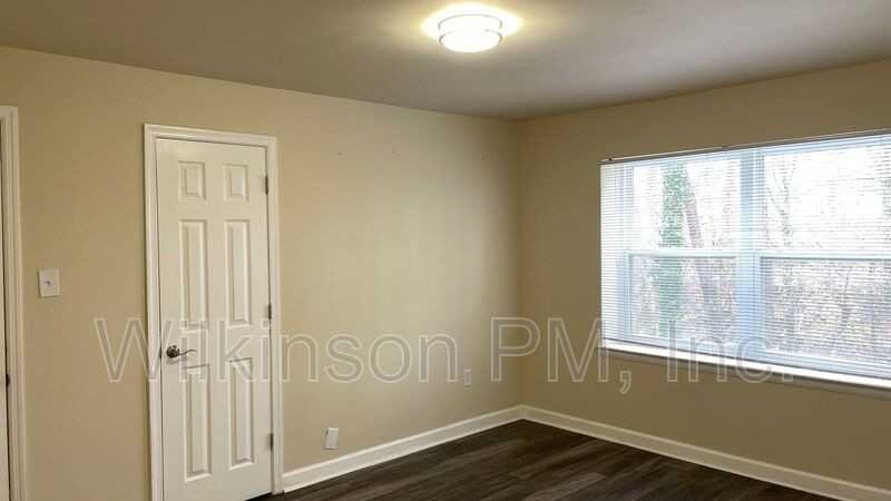 313 2nd Ave #203 - Photo 5 of 10
